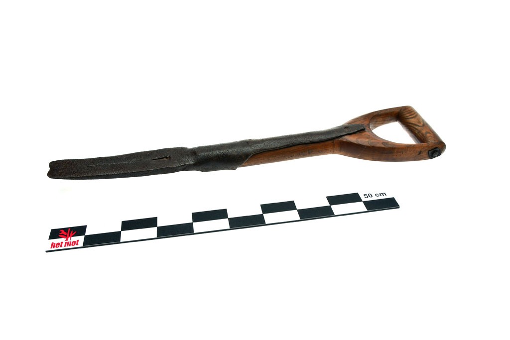 Beet lifting spade
