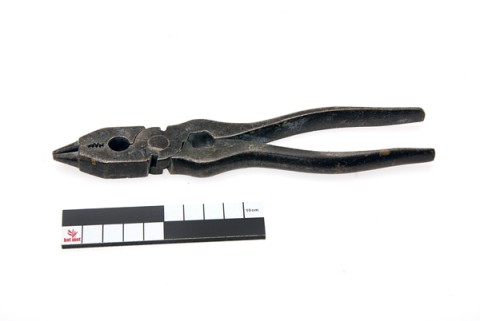 Combination pliers