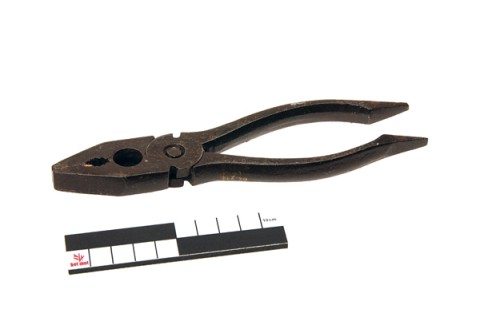 Combination pliers