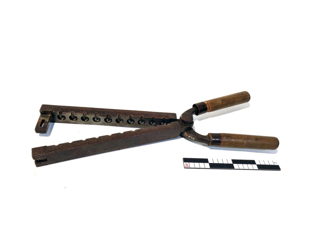 Bullet-mould