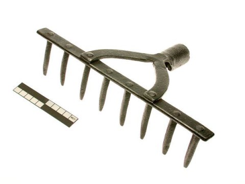 Garden rake