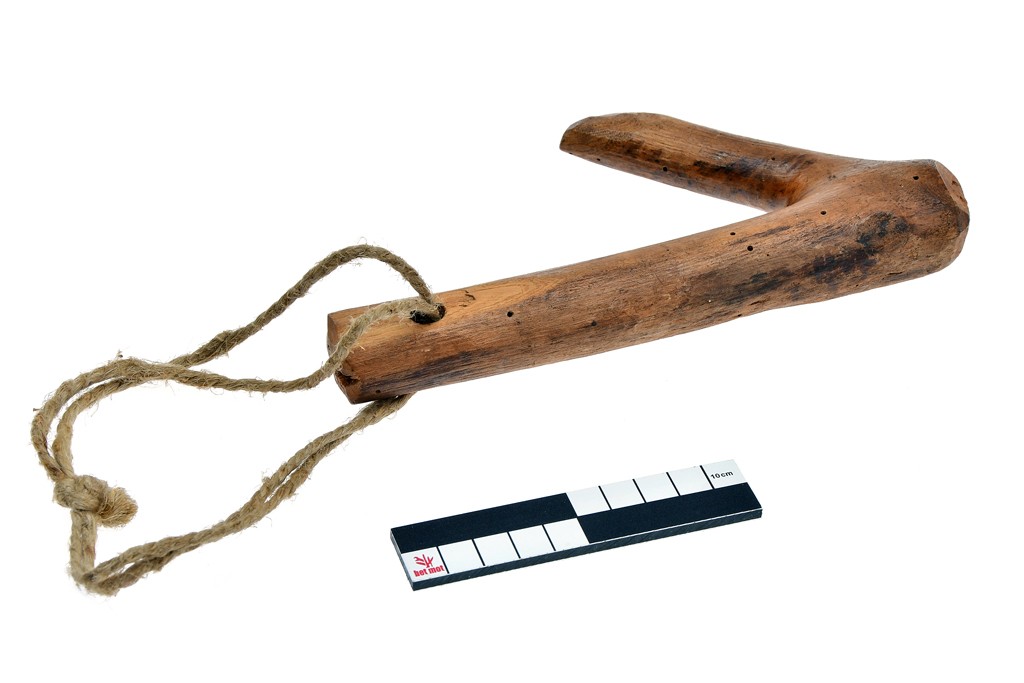 Hook for fruit picking basket