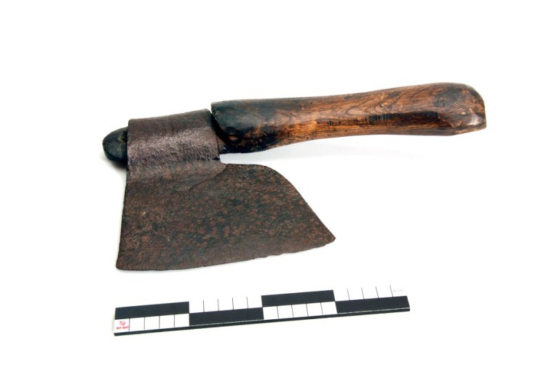 Clog maker's axe