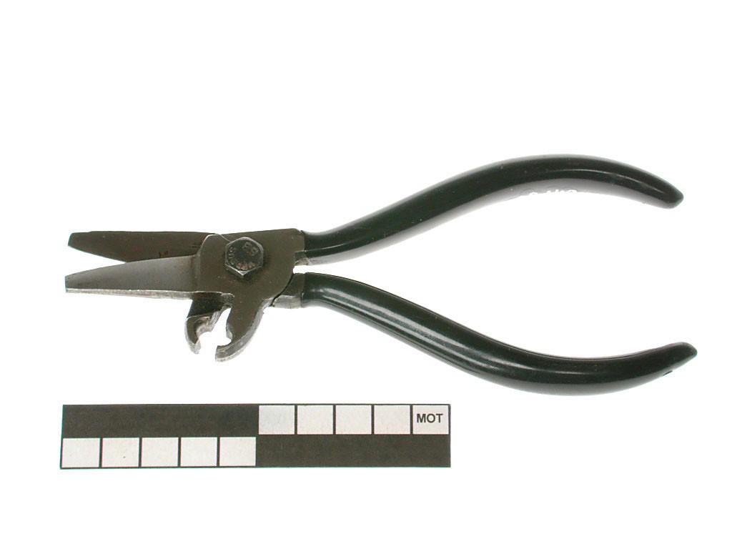 Detonating cord crimper