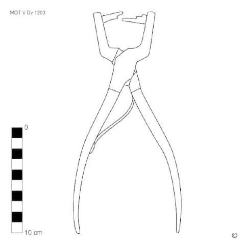 Aglet pliers