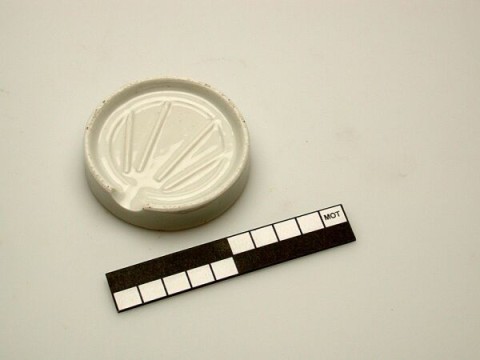 Anti-monte-lait (m.)