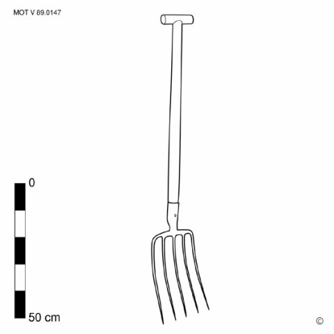 Fourche à fumier (f.)