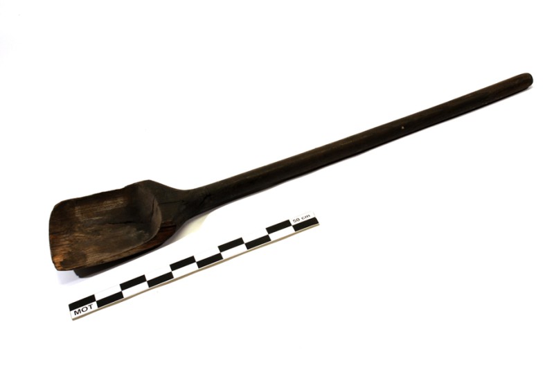 Mould board shovel