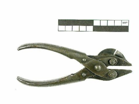 Parallel pliers