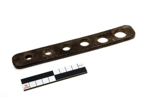 Dowel plate