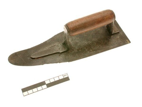 Plasterer's finishing trowel