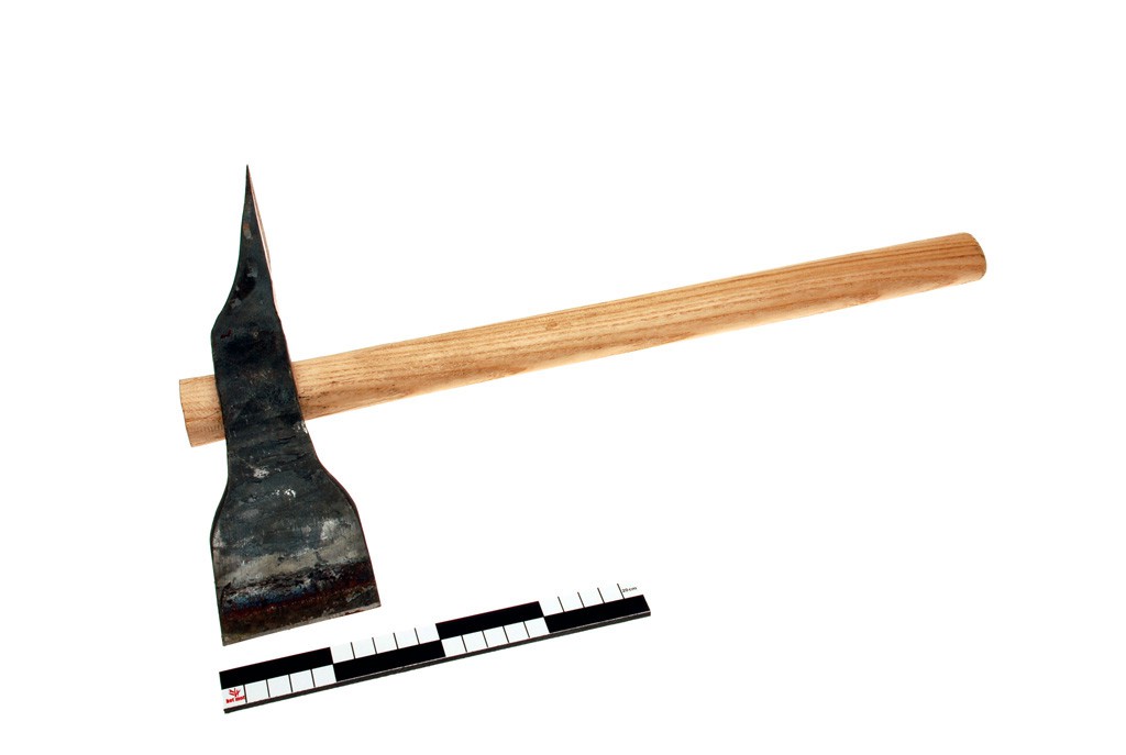 Polka hammer