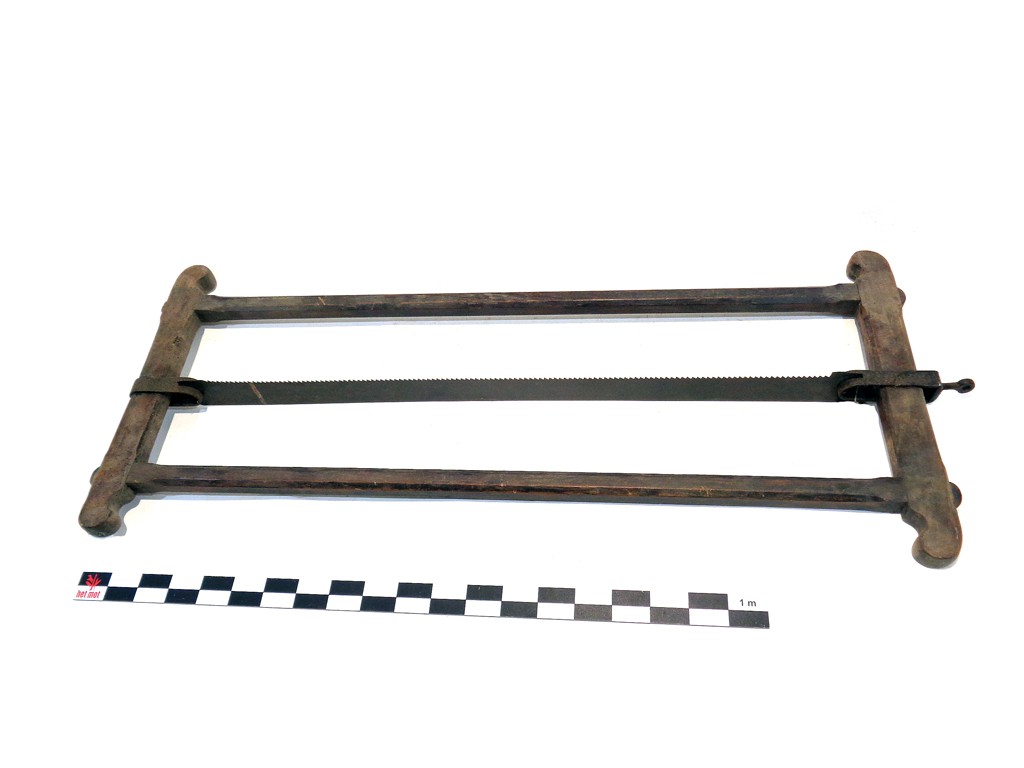 Frame saw