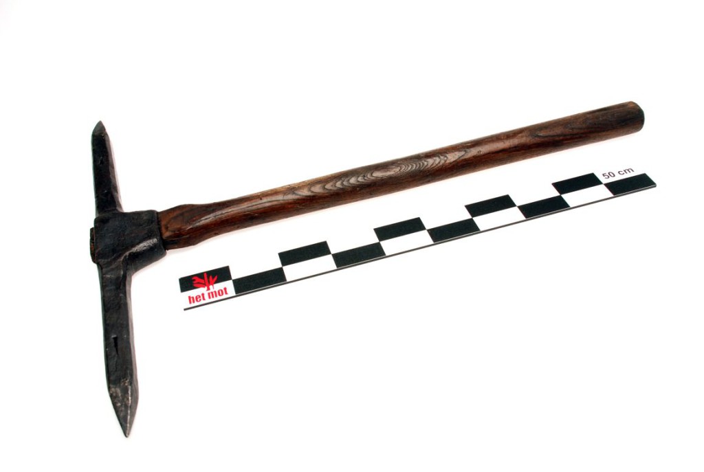 Flat pickaxe