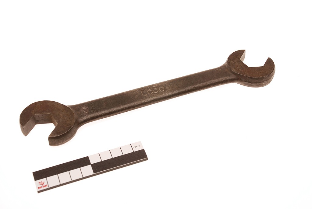 Open-ended spanner