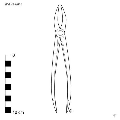 Extracting forceps