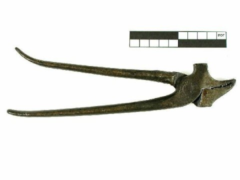 Shoe pincers